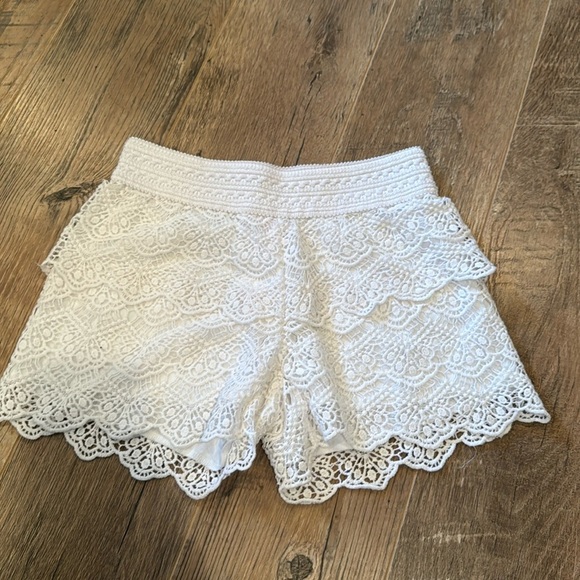 Justice Girls White Lace Shorts Size 8 - Picture 1 of 6